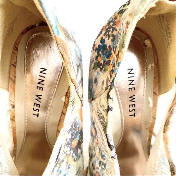 Nine West Highstreet Multi-Colored Ruffle Bootie Heels - Picture 4 of 6